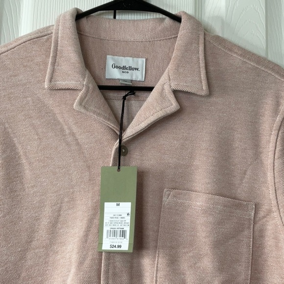 Goodfellow & Co- Men's Short Sleeve Slub Camp Button-Down Shirt Medium Pink Rose - Picture 4 of 9